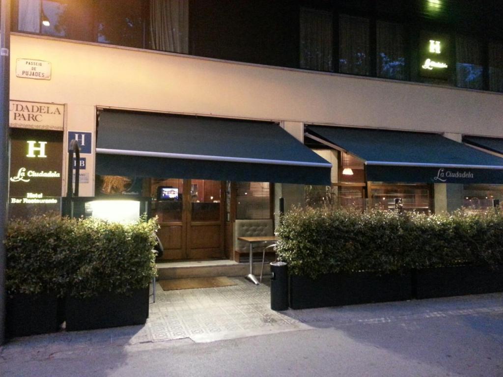 Hotel La Ciudadela Barcelona Zewnętrze zdjęcie