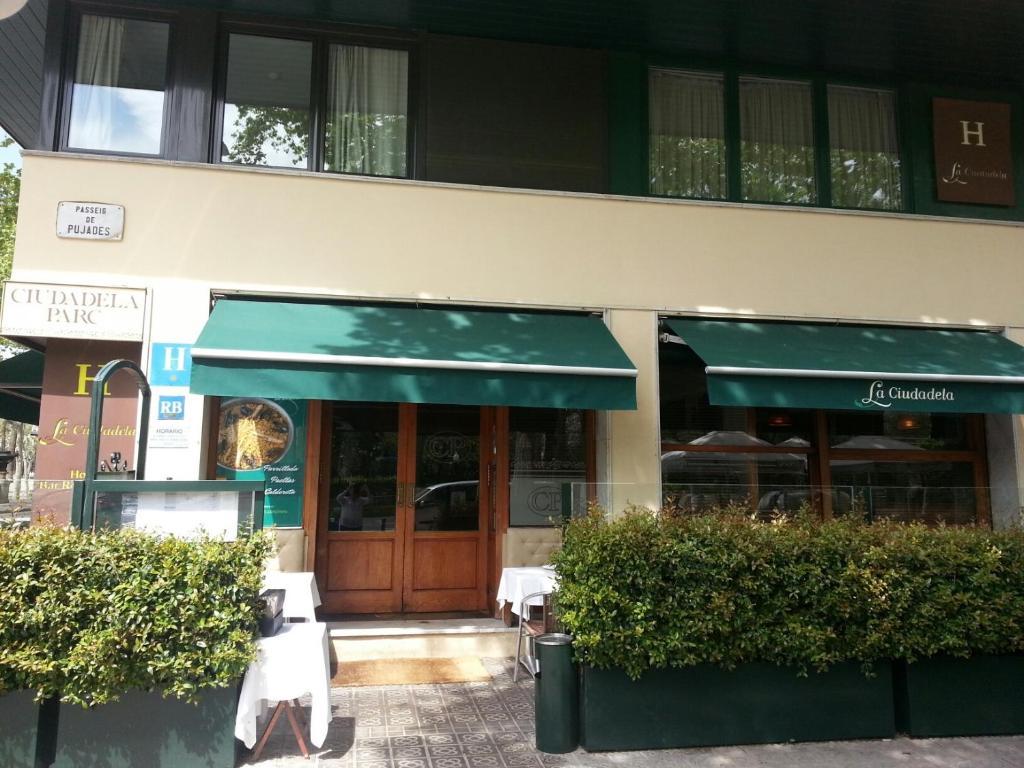 Hotel La Ciudadela Barcelona Zewnętrze zdjęcie