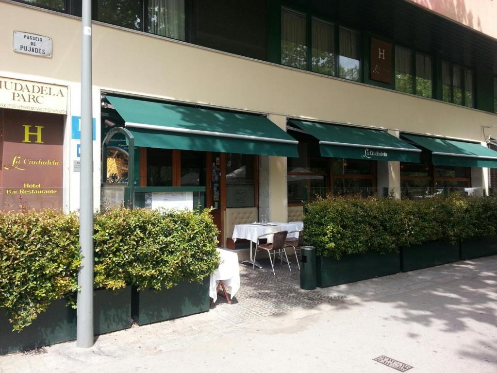 Hotel La Ciudadela Barcelona Zewnętrze zdjęcie
